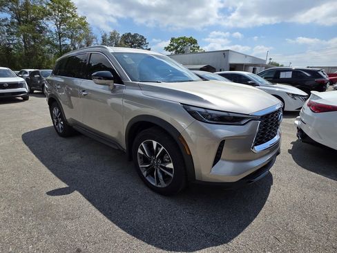 Used 2023 INFINITI QX60 Luxe w/ Cargo Package image 1