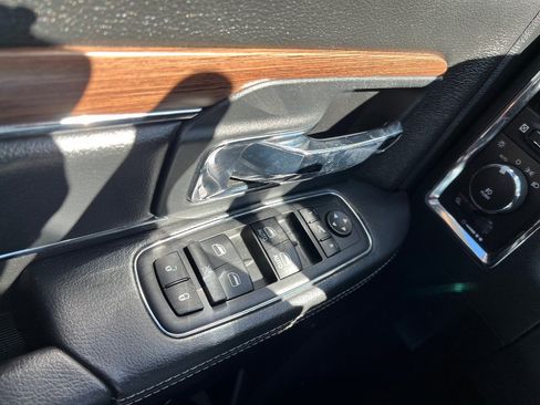 Used 2014 RAM 1500 Laramie w/ Convenience Group image 78