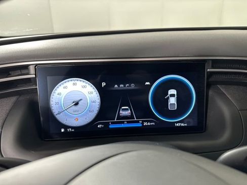 Used 2024 Hyundai Santa Cruz Limited image 17