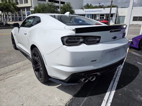 Used 2022 Chevrolet Camaro SS image 6