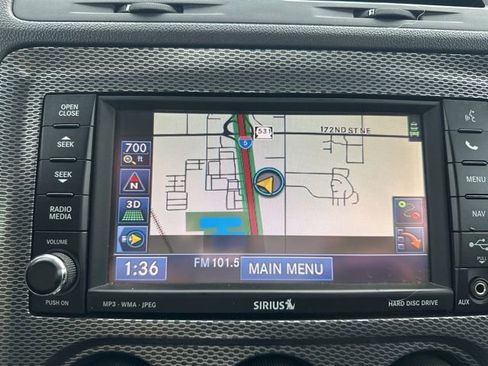 Used 2011 Dodge Challenger R/T image 29