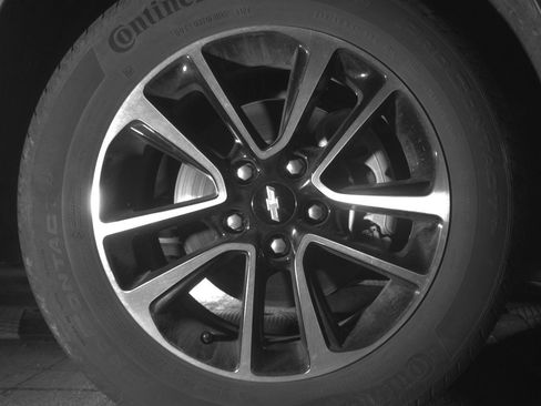 Used 2025 Chevrolet TrailBlazer LT w/ Driver Confidence Package AWD/4WD image 13