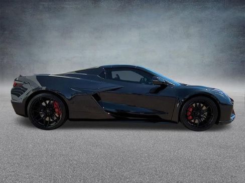 New 2024 Chevrolet Corvette Z06 w/ Stealth Interior Trim Package RWD image 10