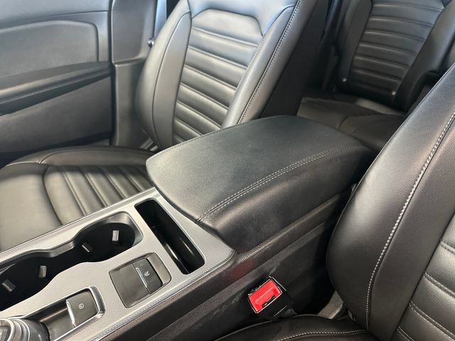 Used 2021 Ford Edge SEL w/ Convenience Package AWD/4WD image 29