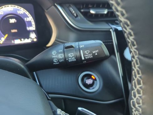 Used 2025 Jeep Grand Cherokee L Altitude image 26