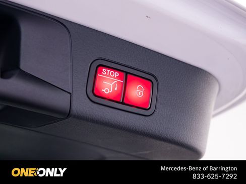 Certified 2023 Mercedes-Benz GLB 250 4MATIC image 33