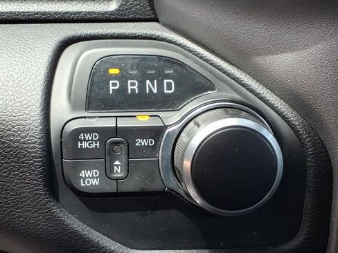 Used 2024 RAM 2500 Big Horn AWD/4WD image 21