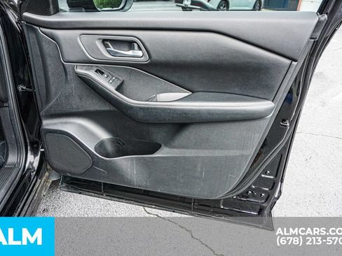 Used 2024 Nissan Rogue SV FWD image 51