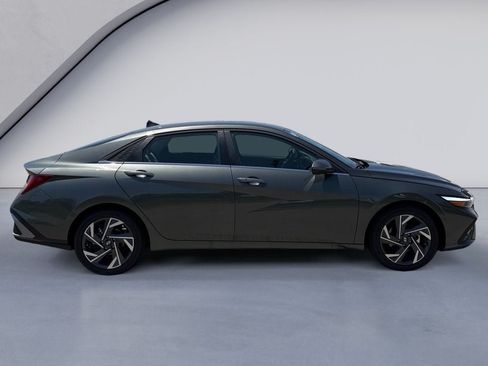 New 2026 Hyundai Elantra Limited w/ Cargo Package FWD image 6