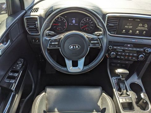 Certified 2022 Kia Sportage EX image 15