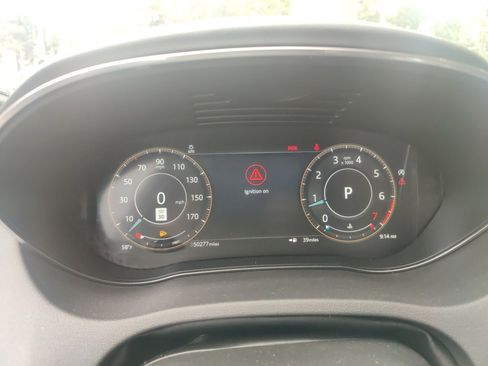 Used 2021 Jaguar E-PACE 300 Sport image 6