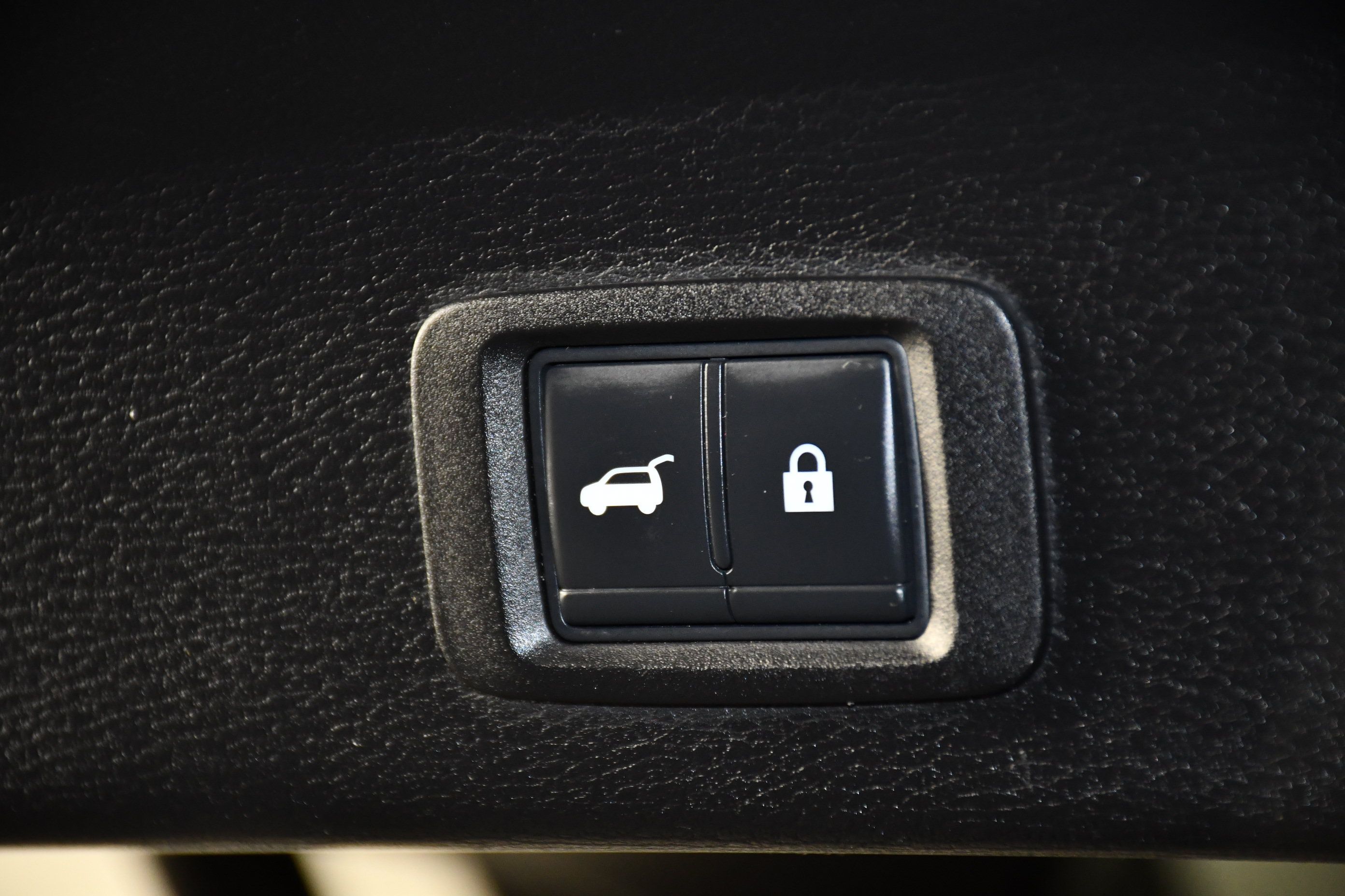 Used 2022 Mitsubishi Outlander SE AWD/4WD image 48