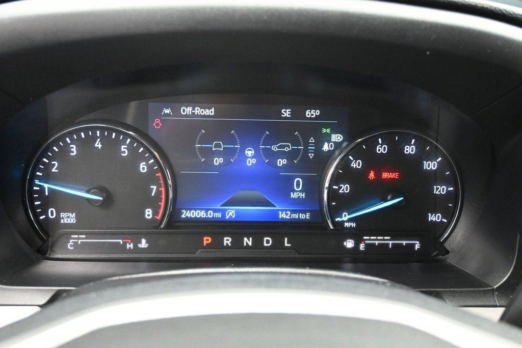 Used 2023 Ford Explorer XLT RWD image 13