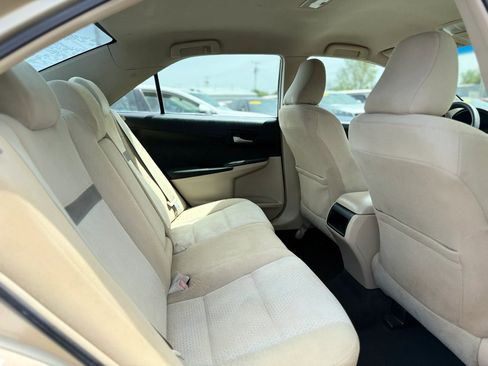 Used 2012 Toyota Camry LE image 23