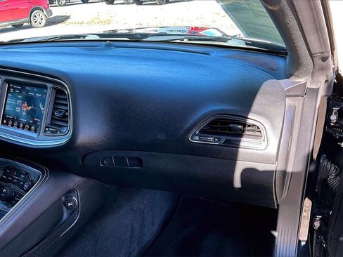 Used 2017 Dodge Challenger SRT Hellcat image 14