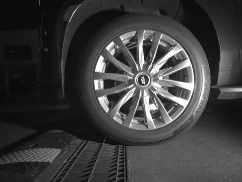 Used 2021 Cadillac Escalade ESV Premium Luxury w/ Driver Assist Tech Package image 5