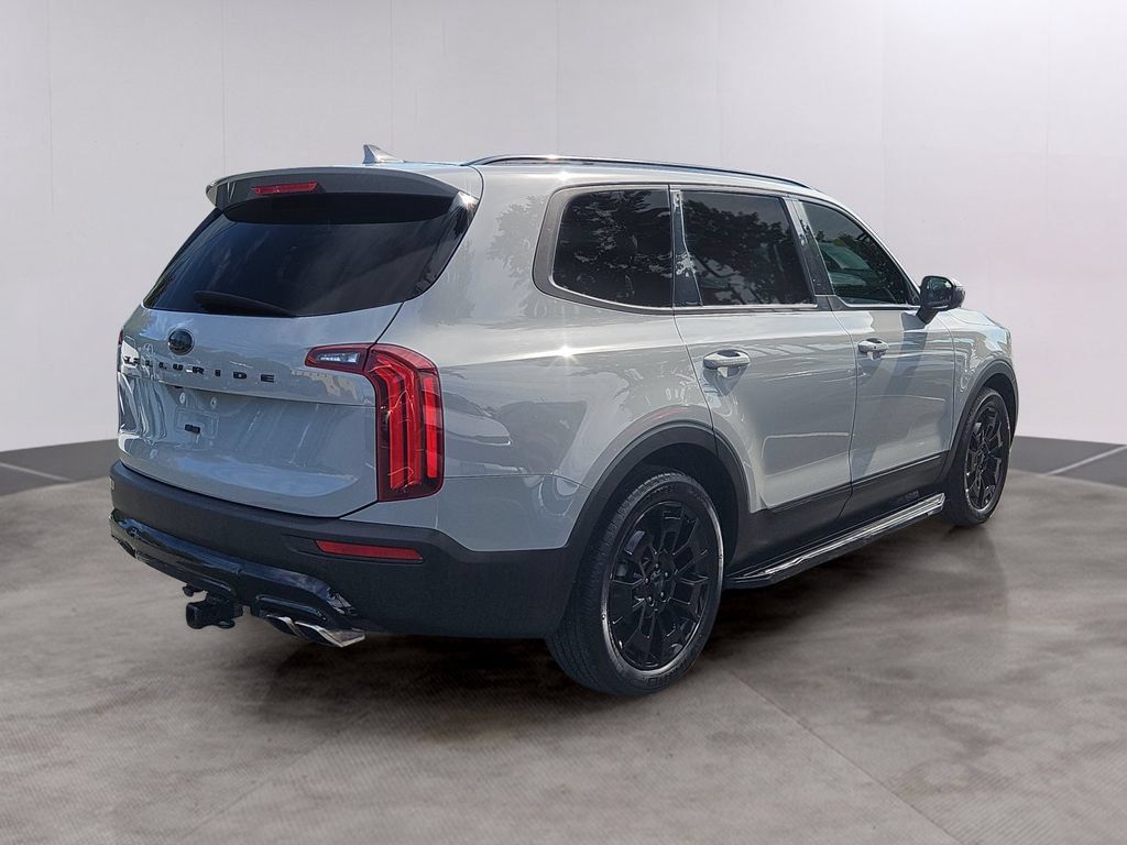 Certified 2021 Kia Telluride EX w/ EX Premium Package AWD/4WD image 4