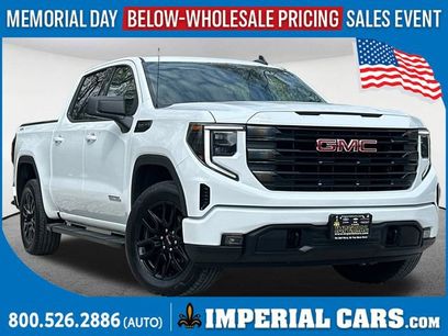 Used 2025 GMC Sierra 1500 Elevation w/ Preferred Package