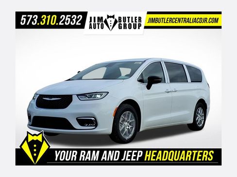 New 2026 Chrysler Pacifica Select image 1