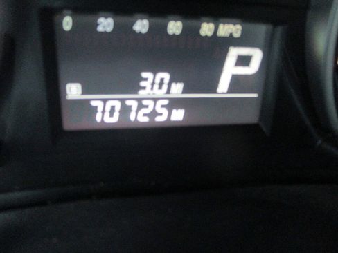 Used 2011 Suzuki SX4 AWD Hatchback image 28