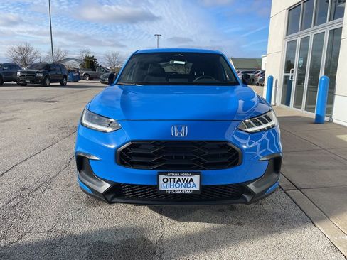 New 2026 Honda HR-V Sport image 3
