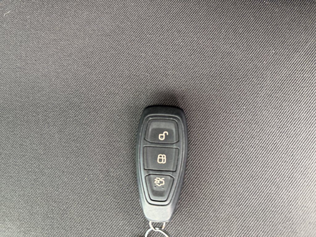 Used 2013 Ford Focus ST FWD image 39