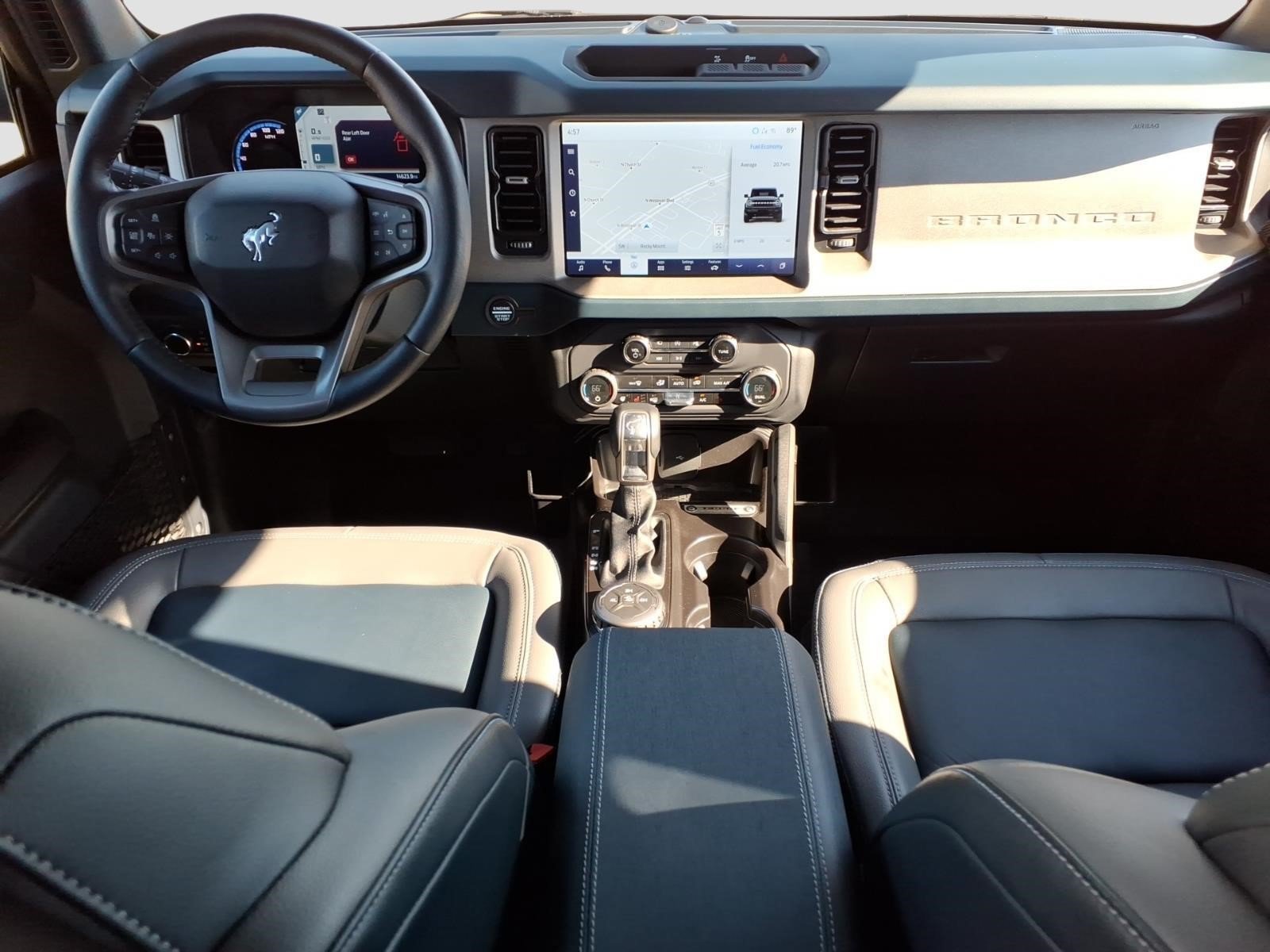 Used 2024 Ford Bronco Outer Banks AWD/4WD image 7