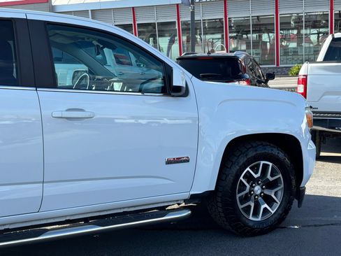 Used 2018 GMC Canyon All Terrain w/ Trailering Package AWD/4WD image 4