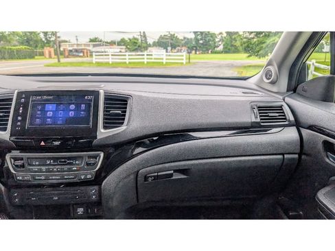 Used 2017 Honda Pilot Elite image 28