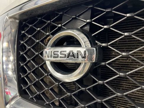 Used 2017 Nissan NV 3500 SV RWD image 32