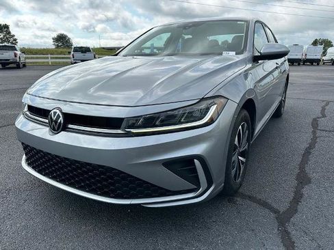 Used 2025 Volkswagen Jetta S FWD image 4