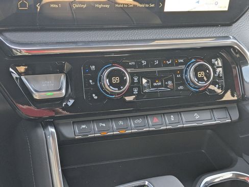 New 2026 GMC Sierra 1500 Denali w/ Denali Reserve Package image 21