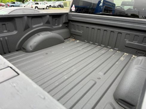 Used 2023 Ford F150 XLT AWD/4WD image 6