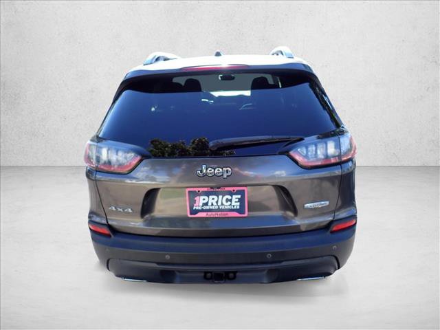 Used 2019 Jeep Cherokee Latitude Plus w/ Comfort/Convenience Group AWD/4WD image 3
