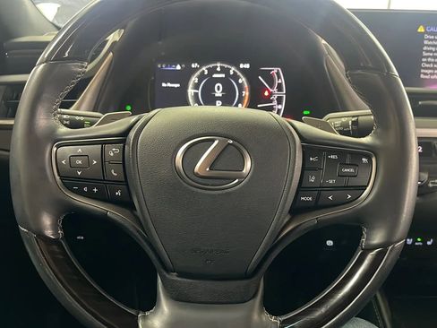 Used 2020 Lexus ES 350 w/ Premium Package image 18