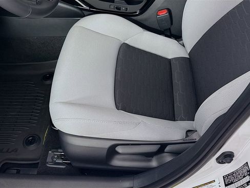 New 2026 Toyota Corolla SE image 13