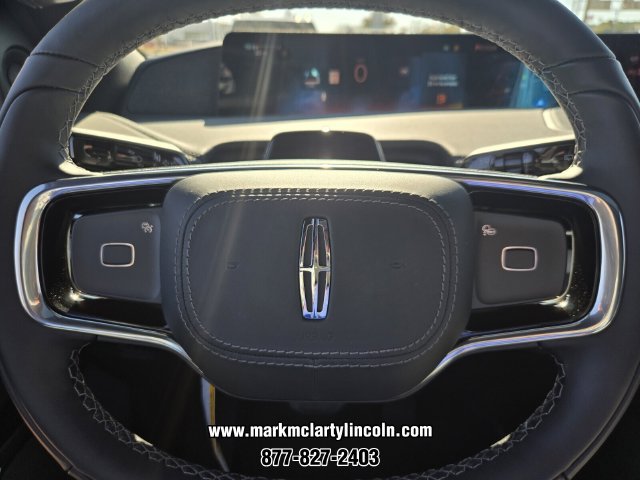 New 2027 Lincoln Navigator Reserve w/ Jet Appearance Package AWD/4WD image 22