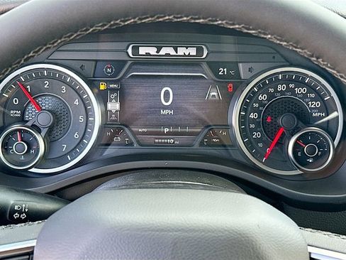 New 2026 RAM 1500 Big Horn AWD/4WD image 13