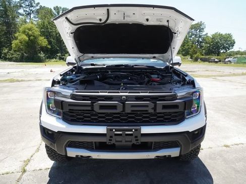 Used 2025 Ford Ranger Raptor AWD/4WD image 9