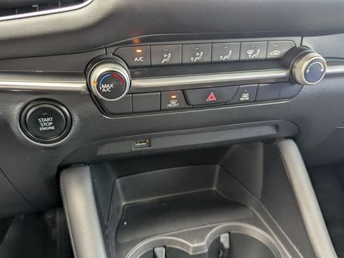 Used 2021 MAZDA MAZDA3 s FWD image 24