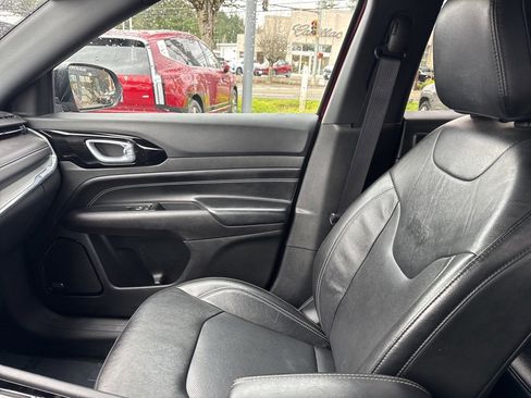 Used 2022 Jeep Compass High Altitude image 29