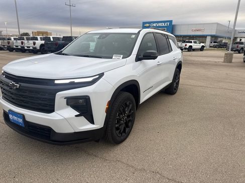 New 2026 Chevrolet Traverse LT w/ Midnight/Sport Edition image 1