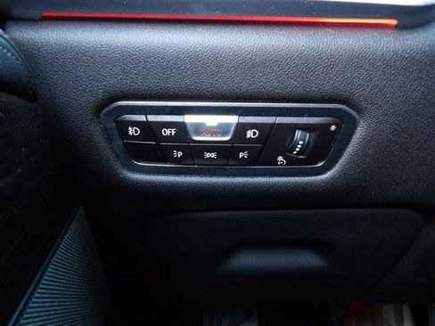 Used 2021 BMW X7 xDrive40i w/ Premium Package image 29