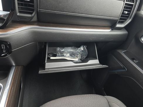 Used 2023 Chevrolet Silverado 1500 LT Trail Boss image 31