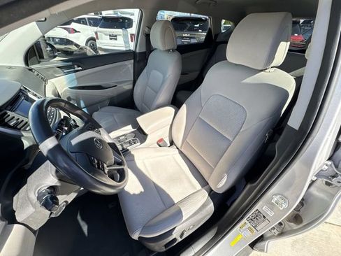 Used 2017 Hyundai Tucson Sport image 13