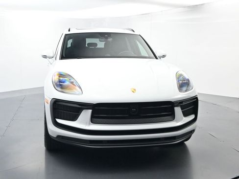Certified 2026 Porsche Macan S image 18