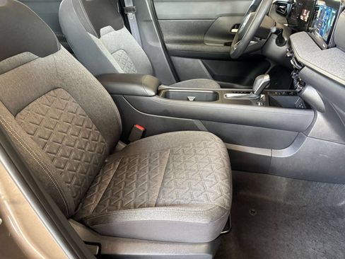 Used 2026 Nissan Kicks SV w/ Cold Weather Package FWD image 35