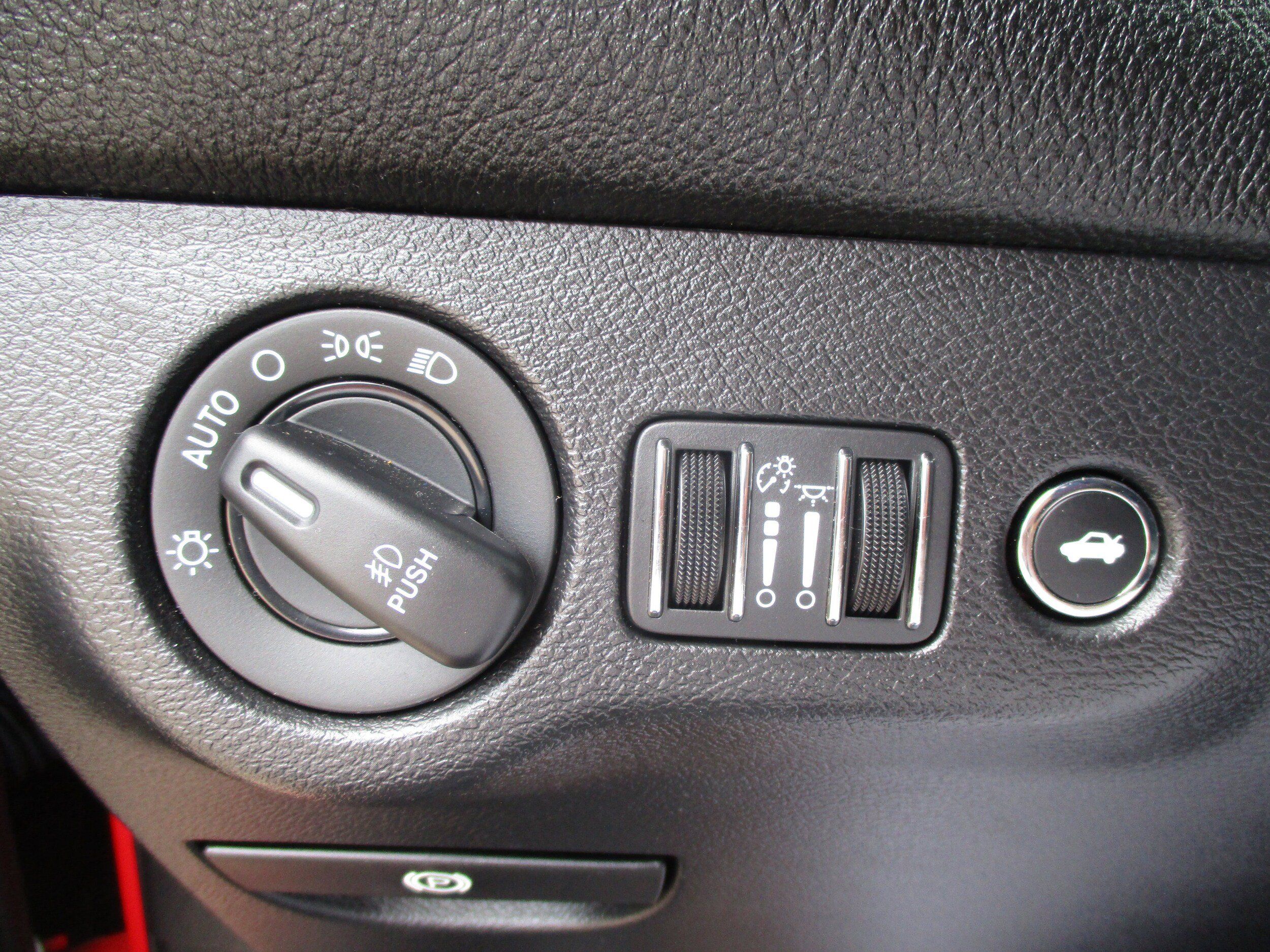 Used 2021 Dodge Challenger R/T Scat Pack RWD image 31