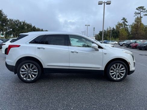 Used 2018 Cadillac XT5 Platinum w/ Driver Assist Package image 5