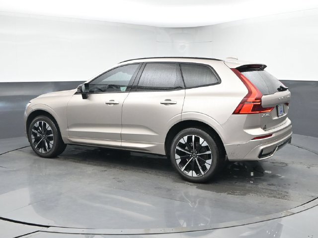 New 2026 Volvo XC60 B5 Plus w/ Protection Package Premier AWD/4WD image 6
